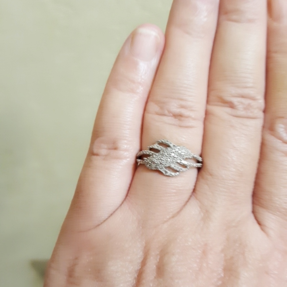 Diamond ring